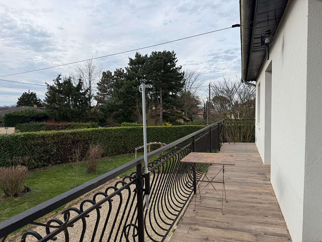 Maison à TOUSSIEUX