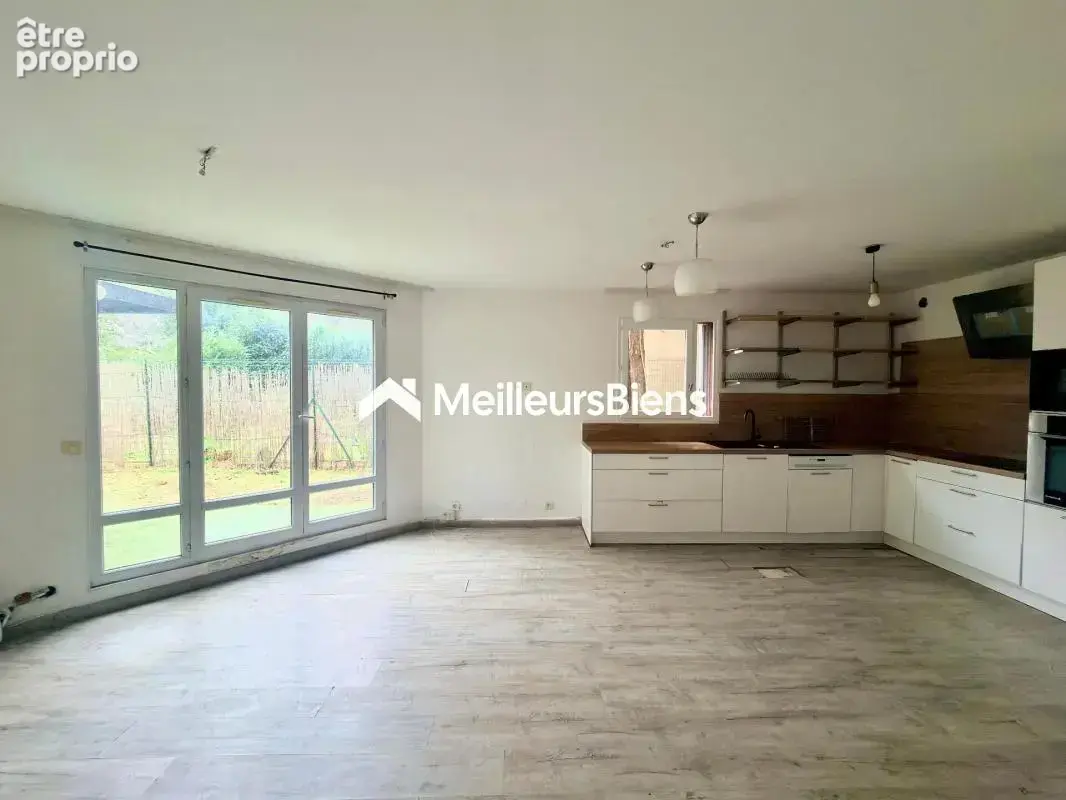 Appartement T4 de 81 m² au Mée-sur-Seine avec jardinet - photo 15