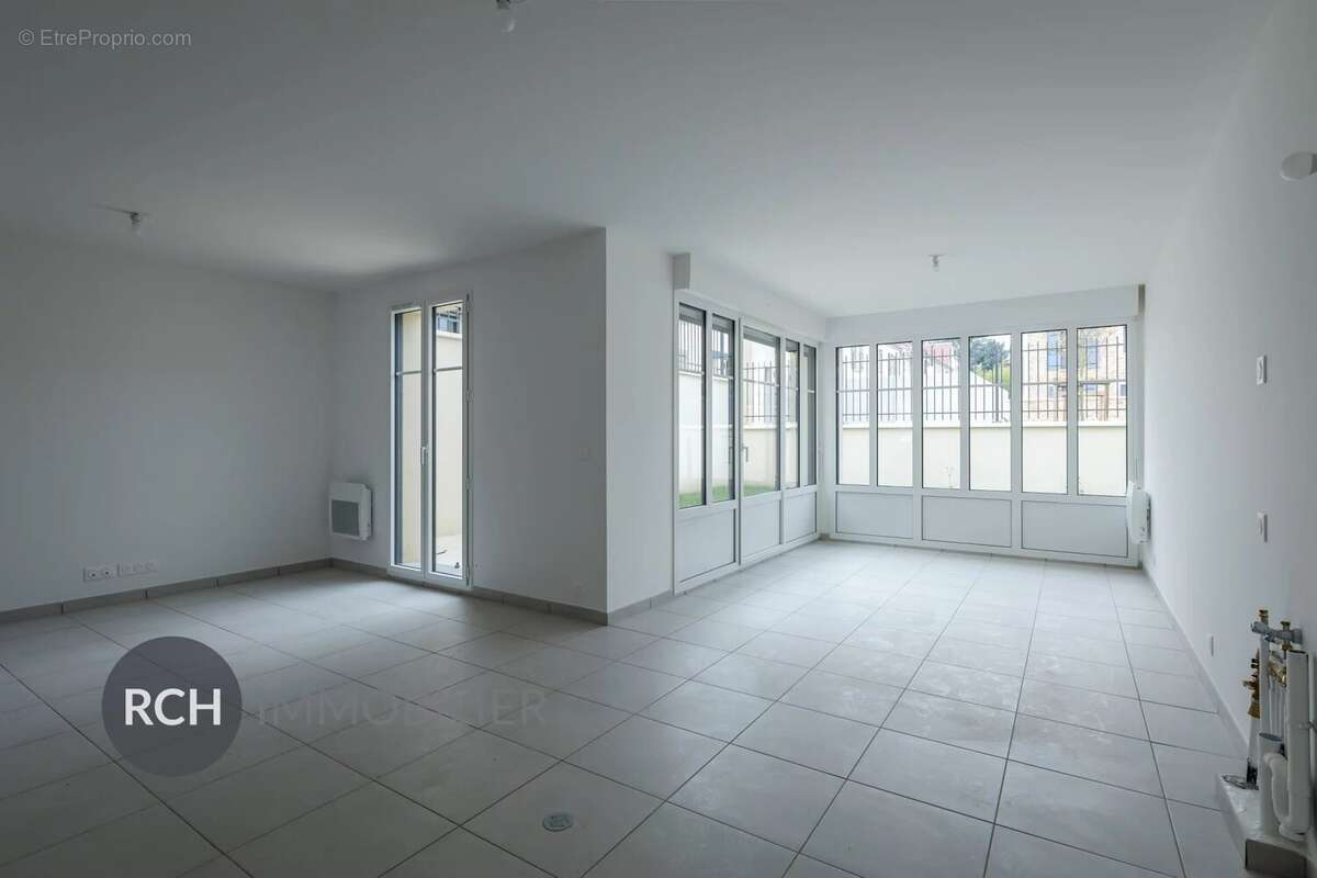 Maison à MONTFORT-L'AMAURY