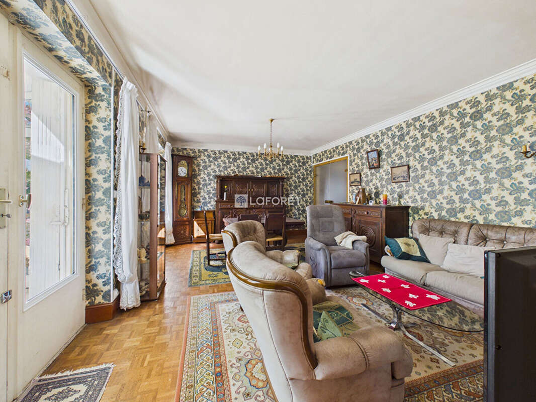 LOCTUDY - MAISON  T6 avec vie de plain-pied - photo 6