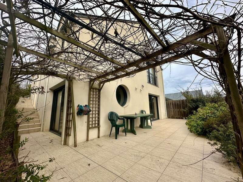 Maison à GIF-SUR-YVETTE