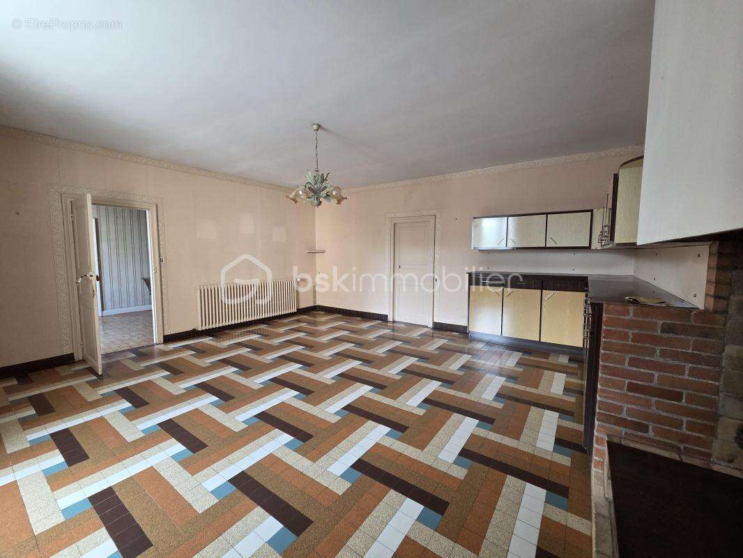 Maison à LA MAGDELEINE