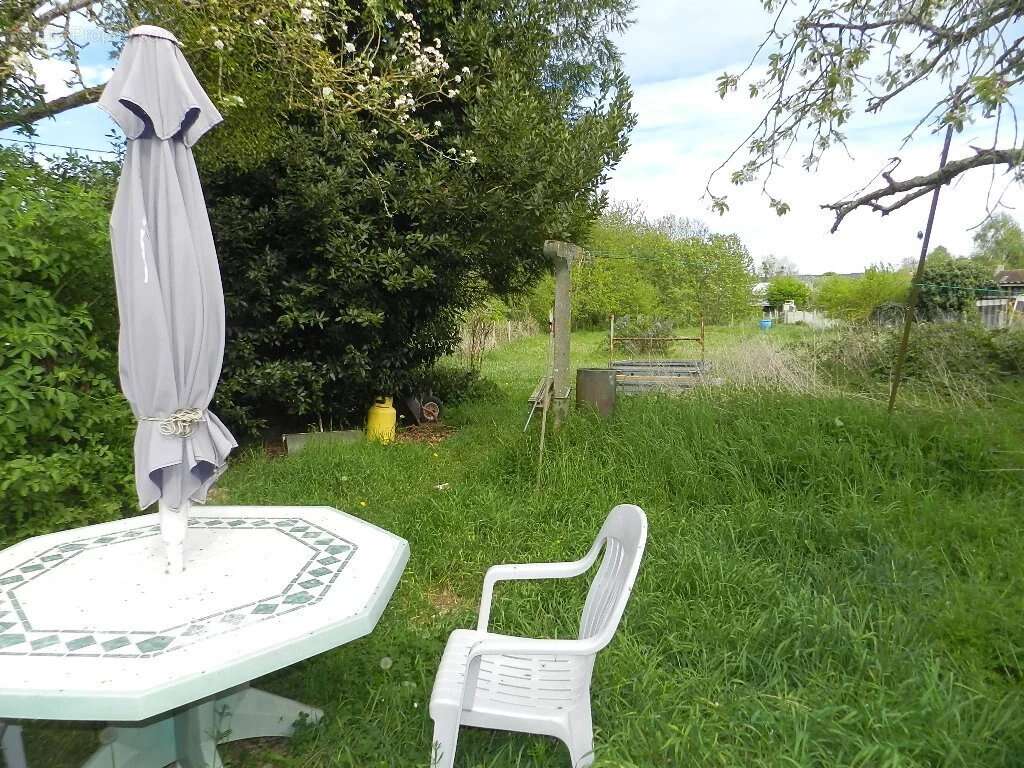 Maison à SAINT-PIERRE-SUR-DIVES