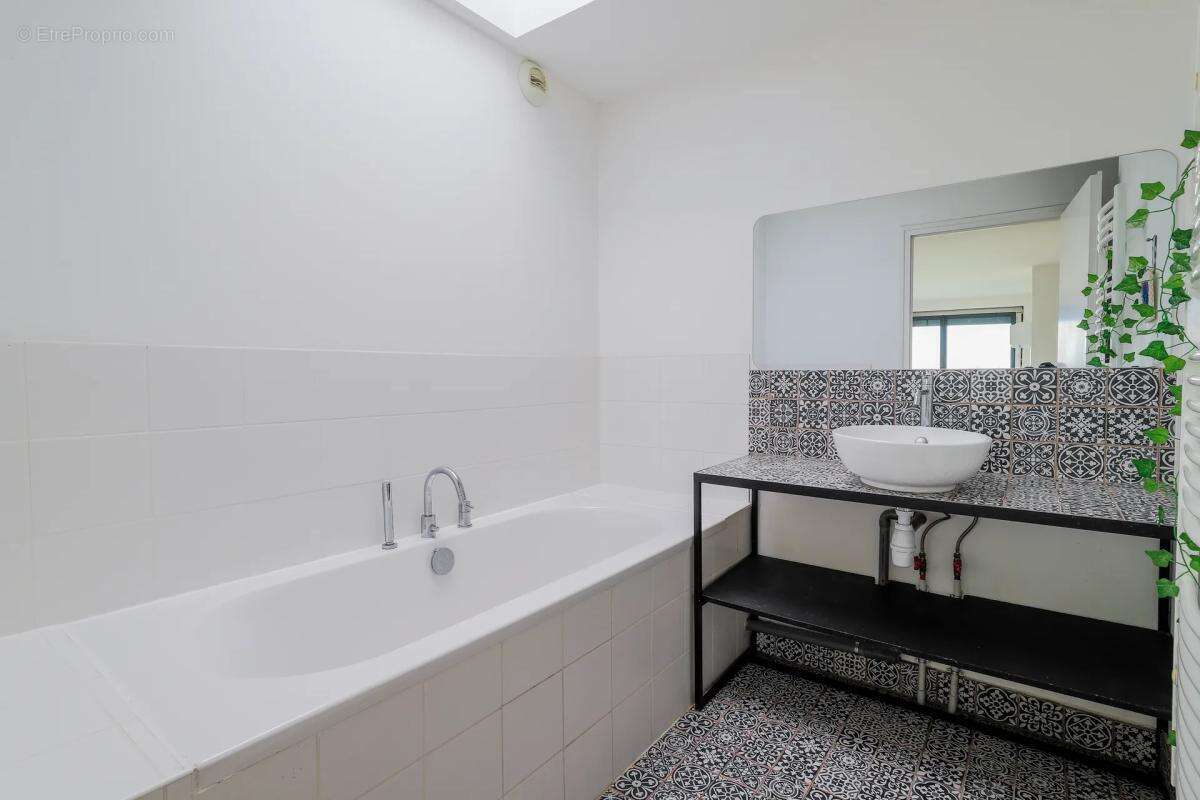 Maison à BOURGHELLES