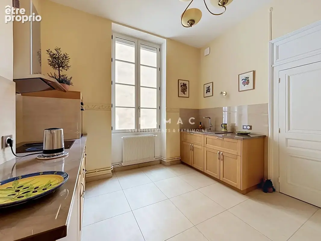 T3 de charme – 83m² avec ascenseur – secteur ainay / carnot - emplacement exceptionnel - photo 6