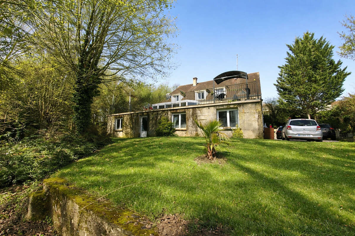 Maison à GRISY-SUISNES