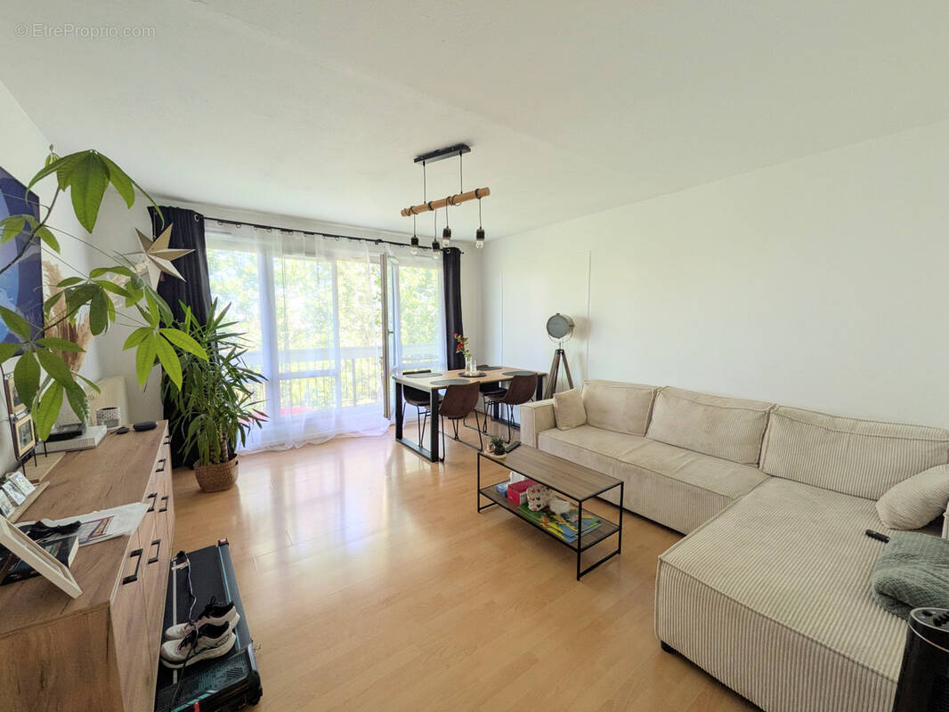 Appartement à TAVERNY