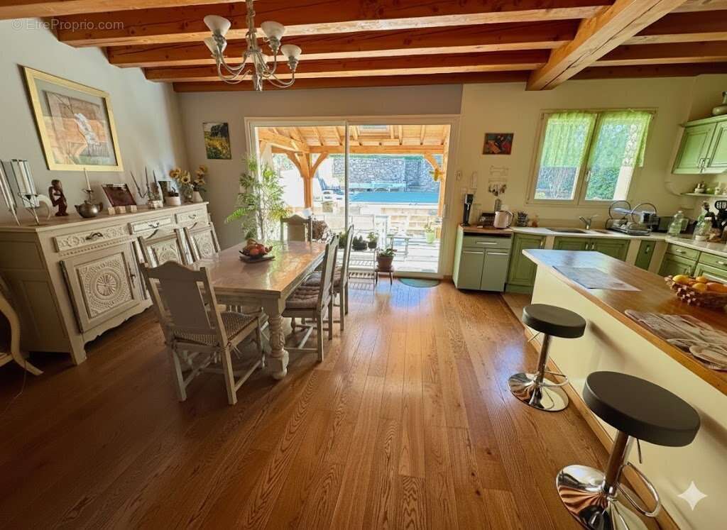 Maison 175 m² avec piscine - photo 14