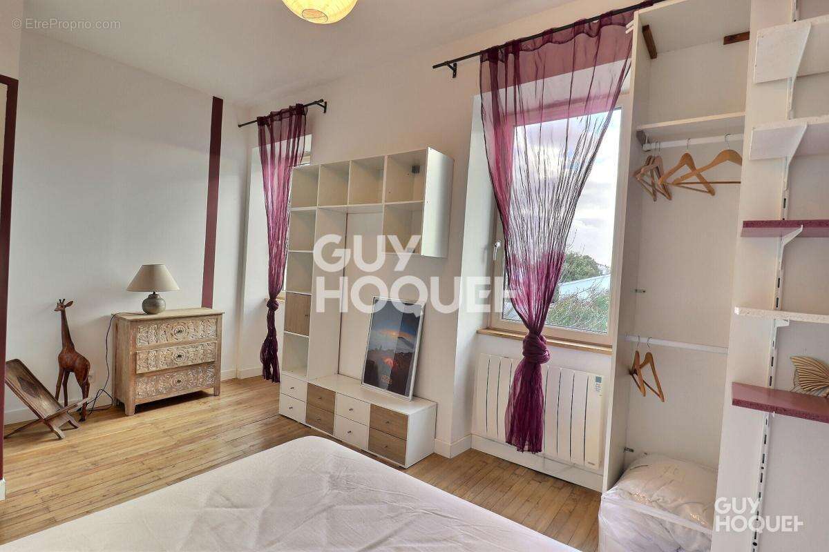 Maison à SAINT-GEORGES-DU-BOIS