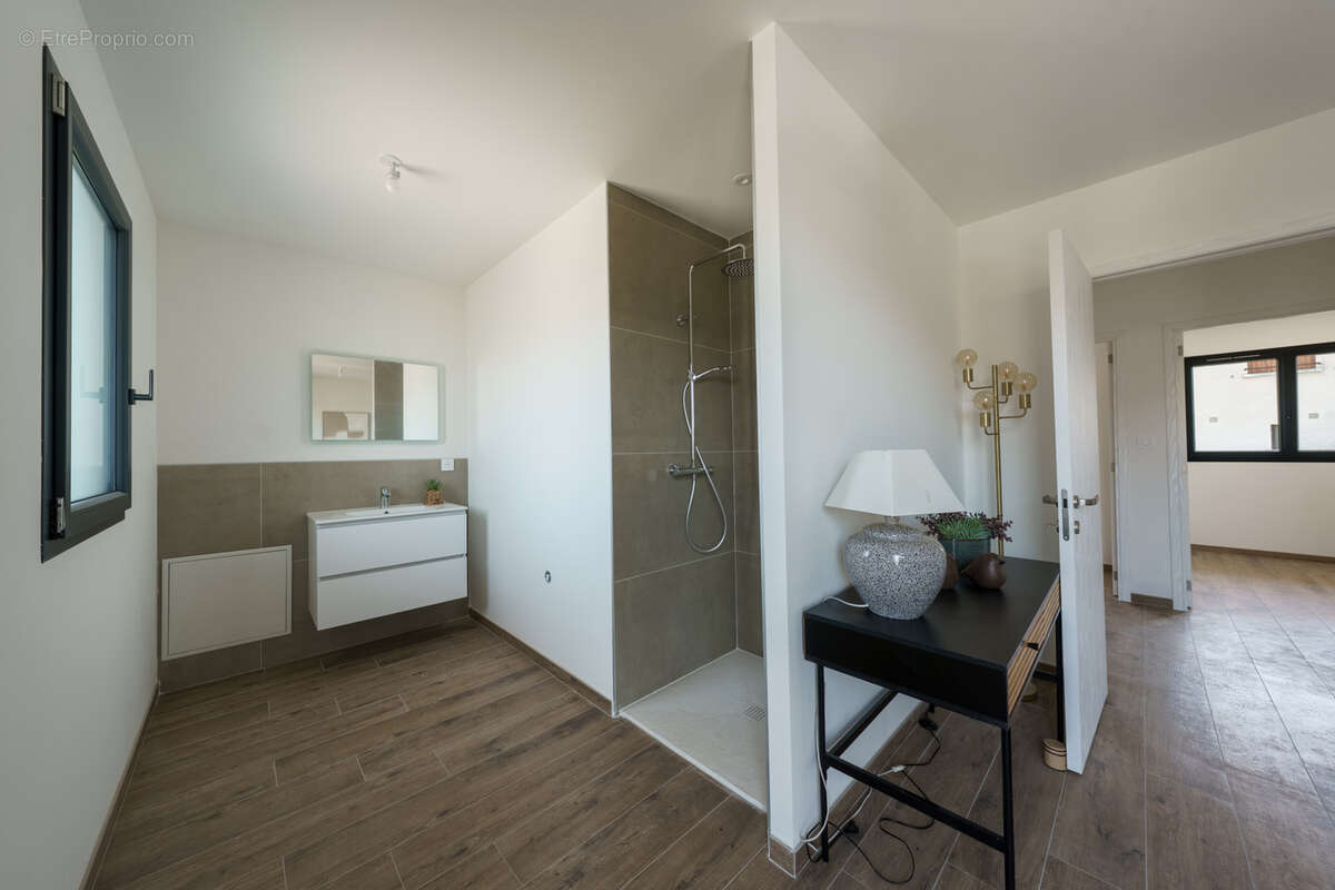 Maison - 108,1m2 - 4 pièces - photo 9