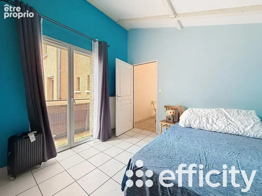 Maison 156 m² à Villeurbanne  - photo 8