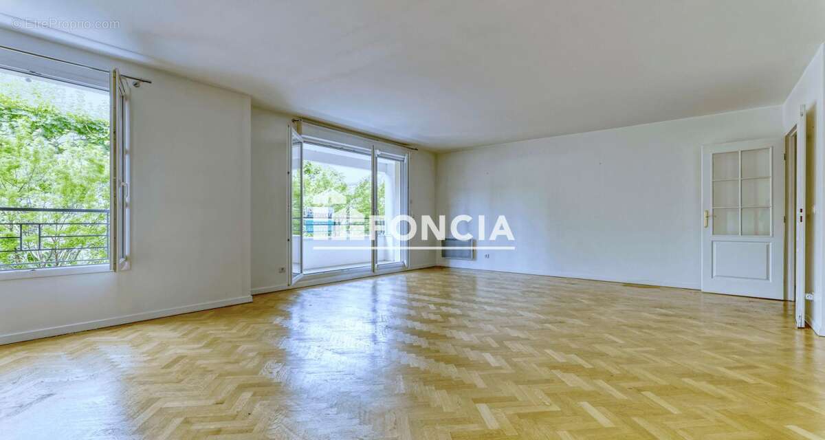 Appartement à RUEIL-MALMAISON