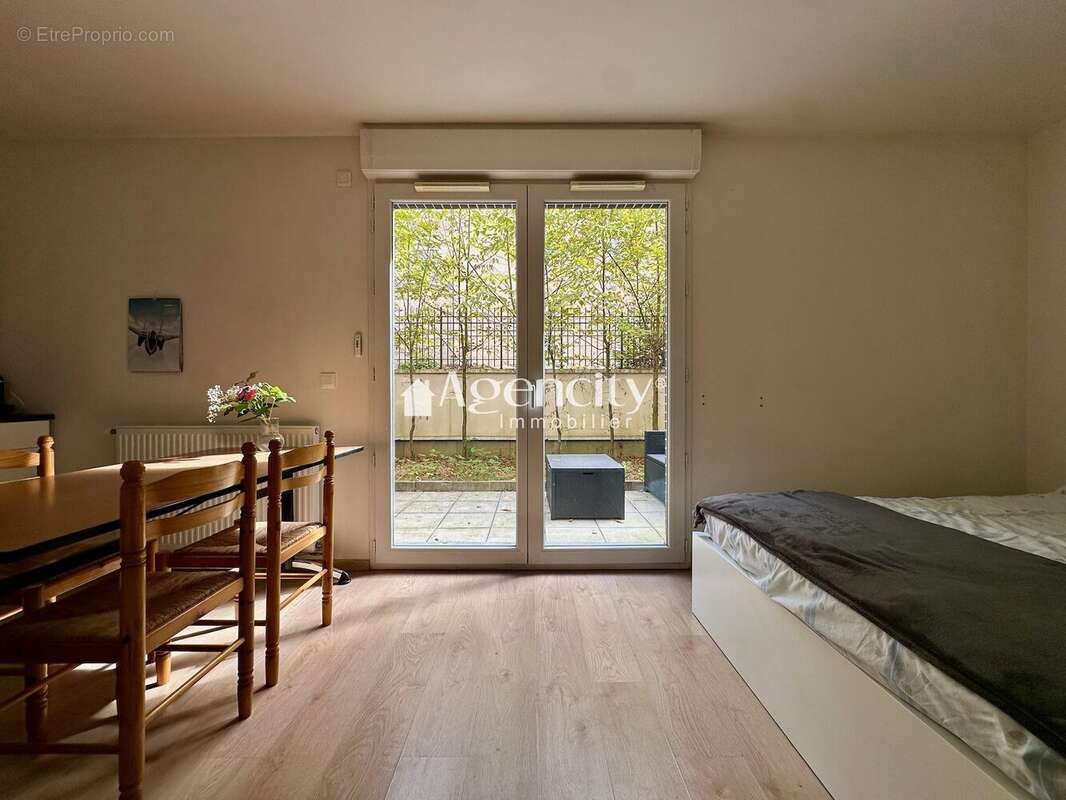 Appartement à BUSSY-SAINT-GEORGES