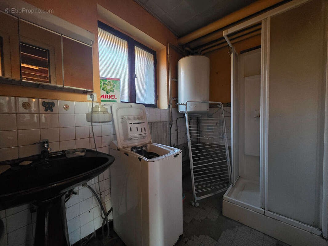 Maison à AVRESSIEUX