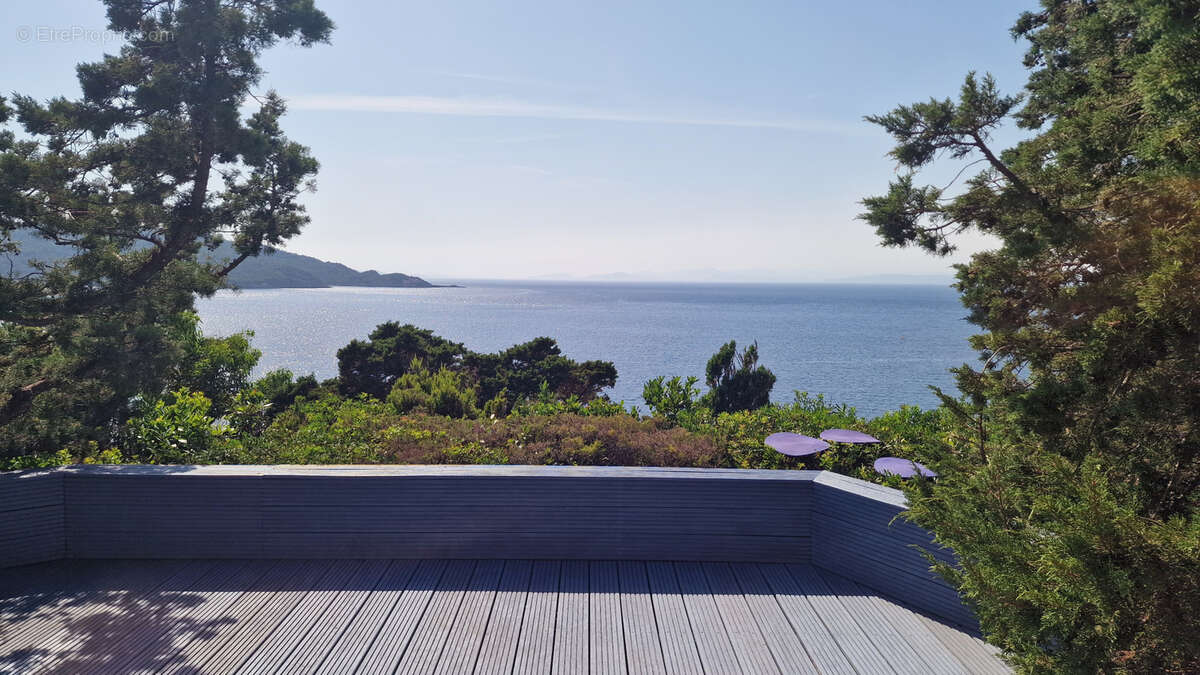 Maison à HYERES
