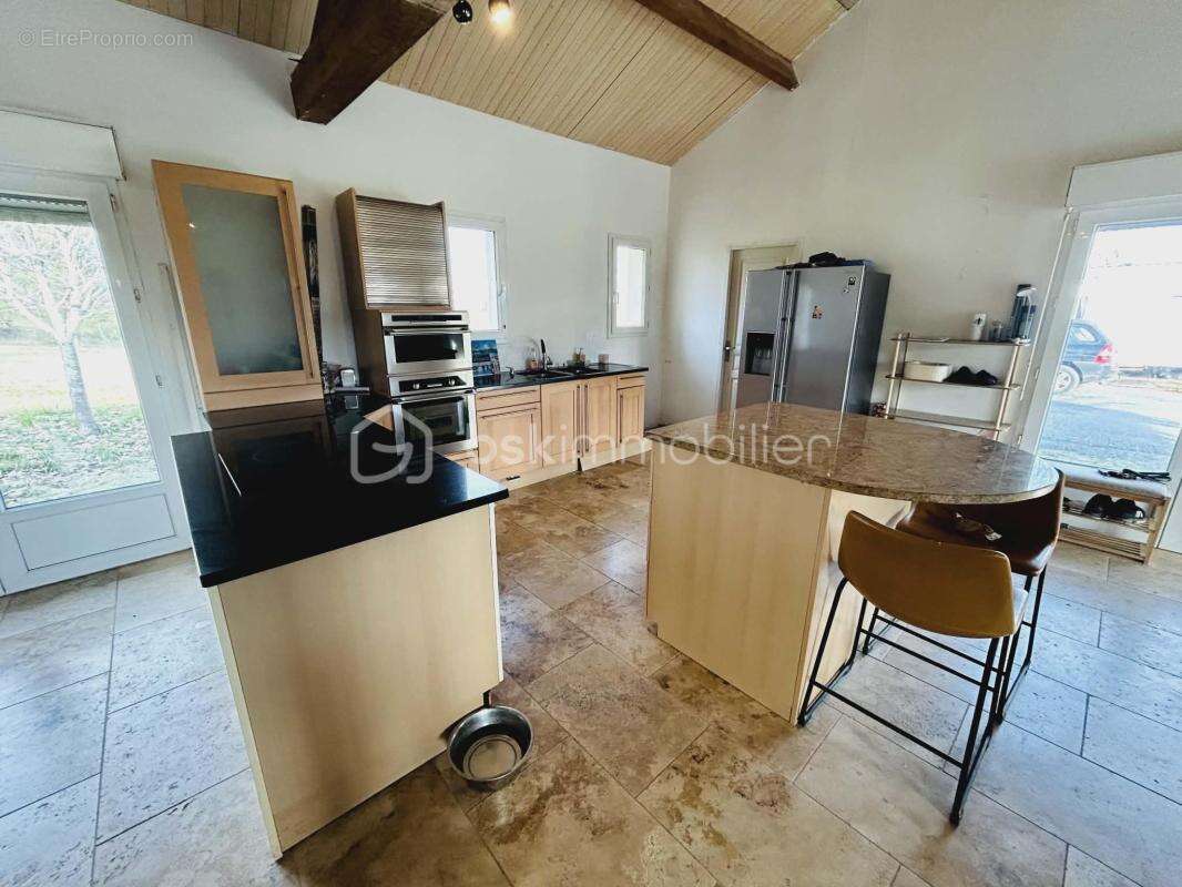 Maison à BEAUMONT-DU-PERIGORD