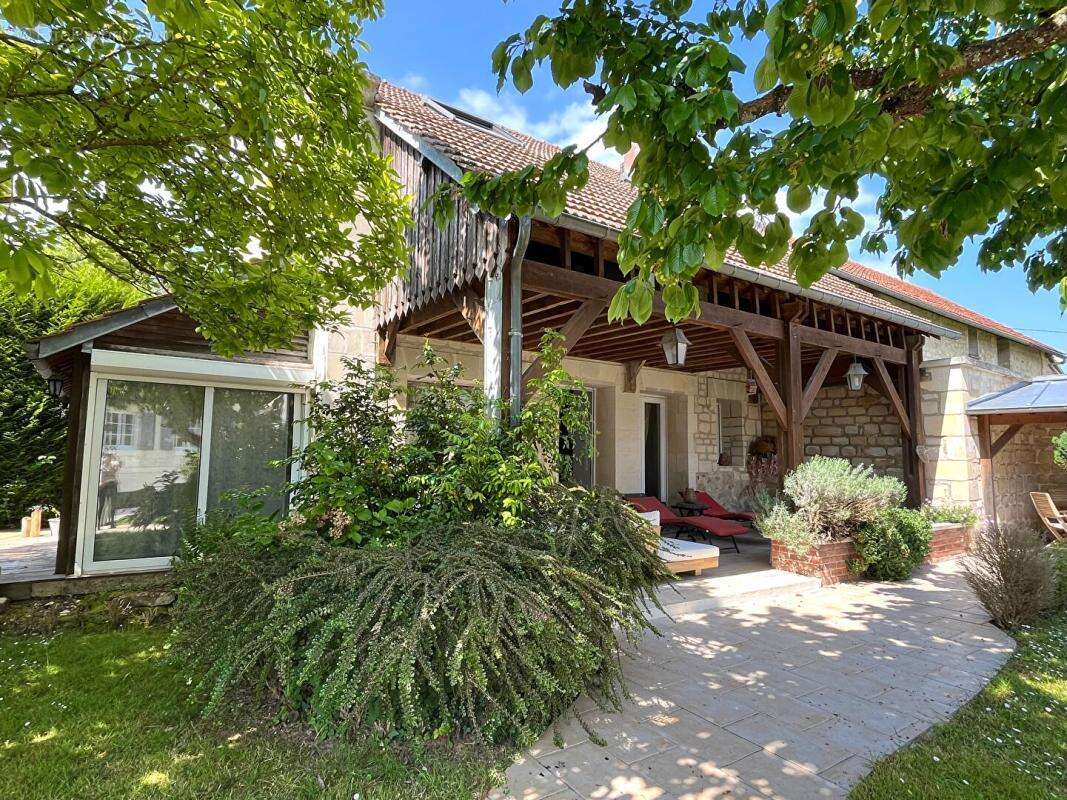 Maison à TRACY-LE-MONT