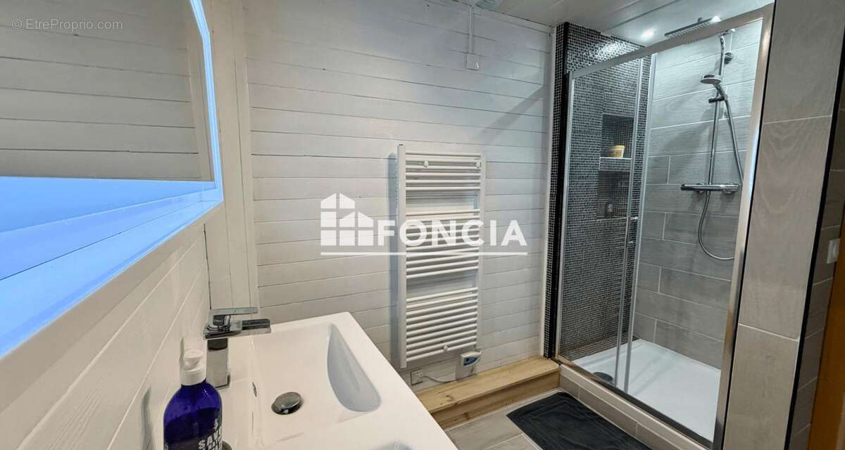 Appartement lumineux de plus de 100 m² au cœur du village de La Giettaz - photo 8