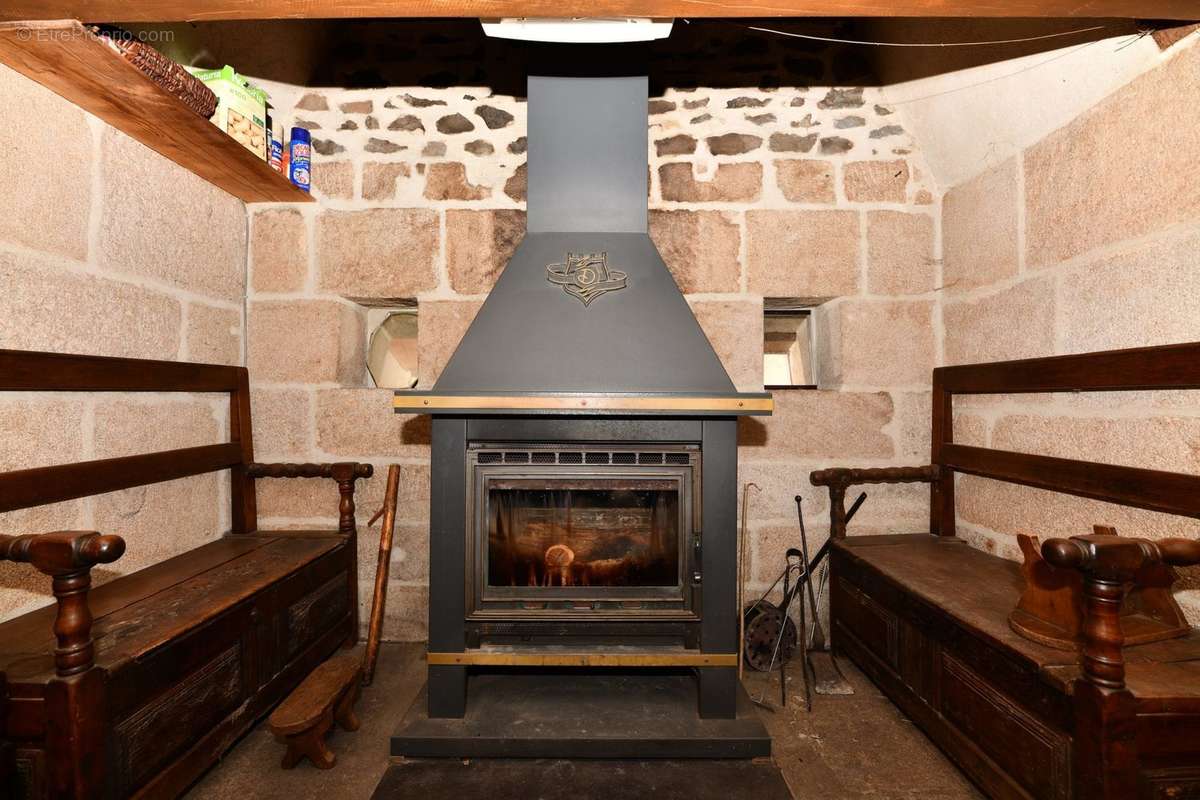 Maison à RILHAC-XAINTRIE