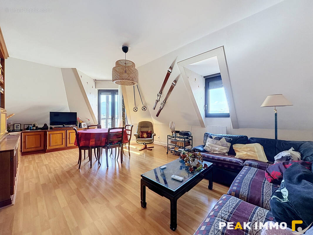 Appartement à AIX-LES-BAINS