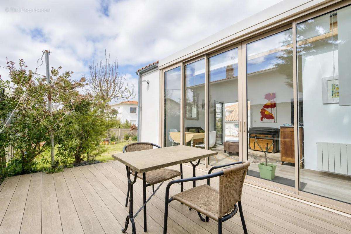 Charmante villa avec vue mer et piscine à St Georges - photo 29