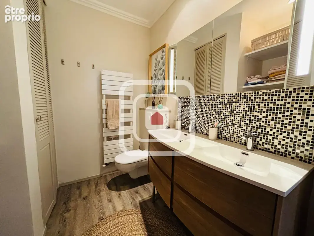 Hyper centre ville, appartement, type 5, 92 m² - photo 9