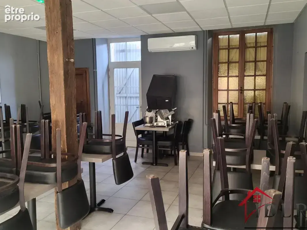 ensemble immobilier de restaurant et hôtel - photo 3
