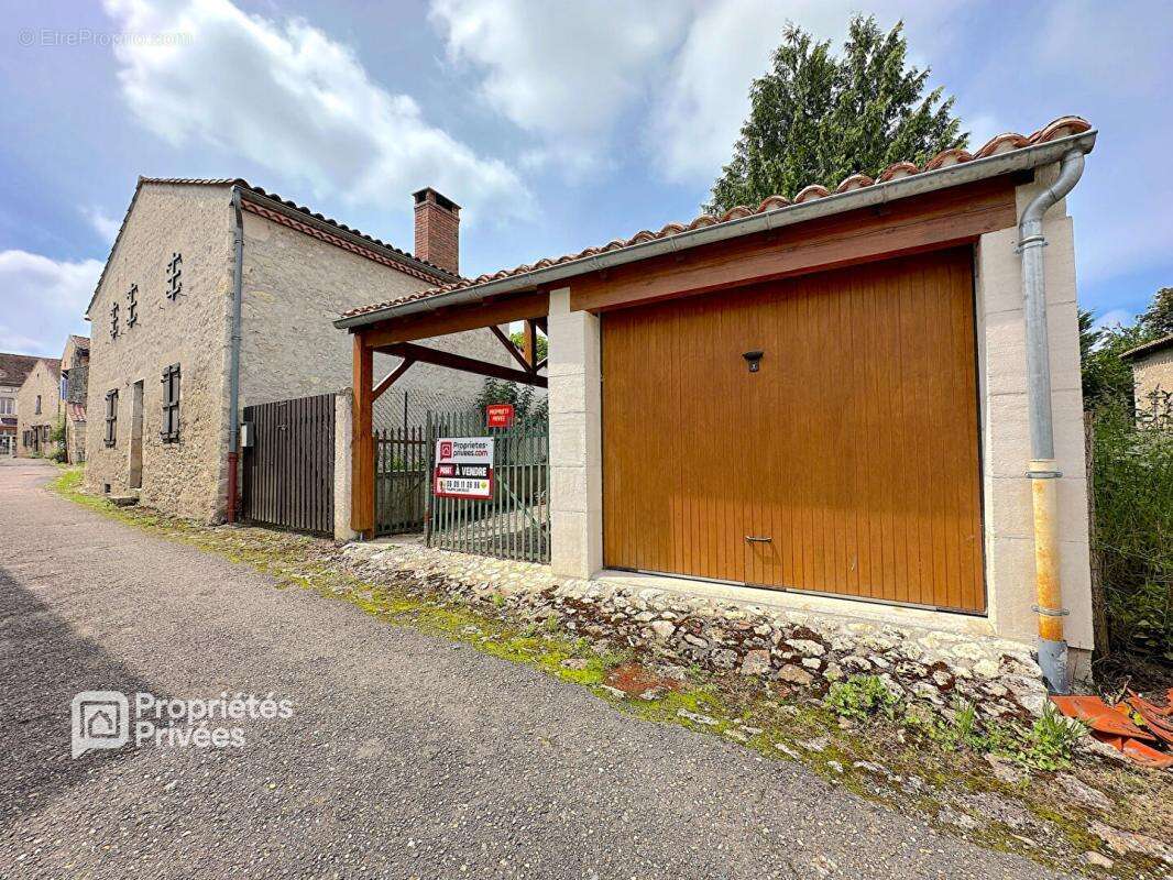 Maison de village 4 pièces avec garage, cave et terrain clos - photo 4