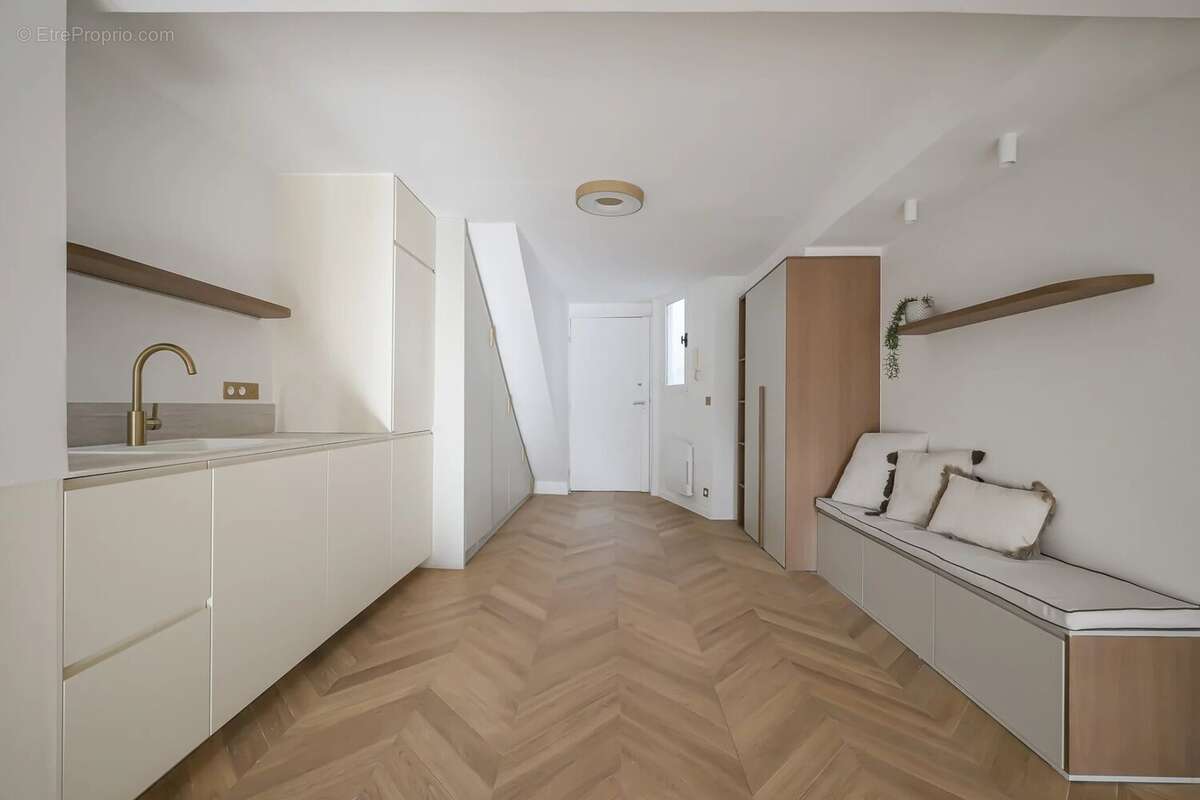 Appartement à PARIS-4E