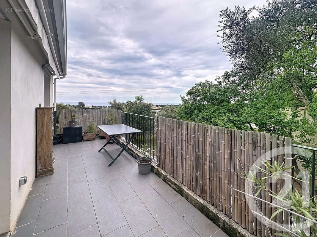 Appartement à SANTA-MARIA-POGGIO