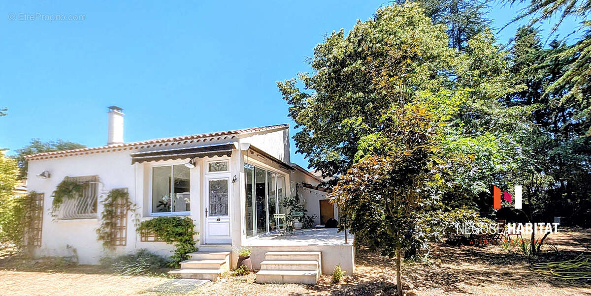 Maison à QUISSAC