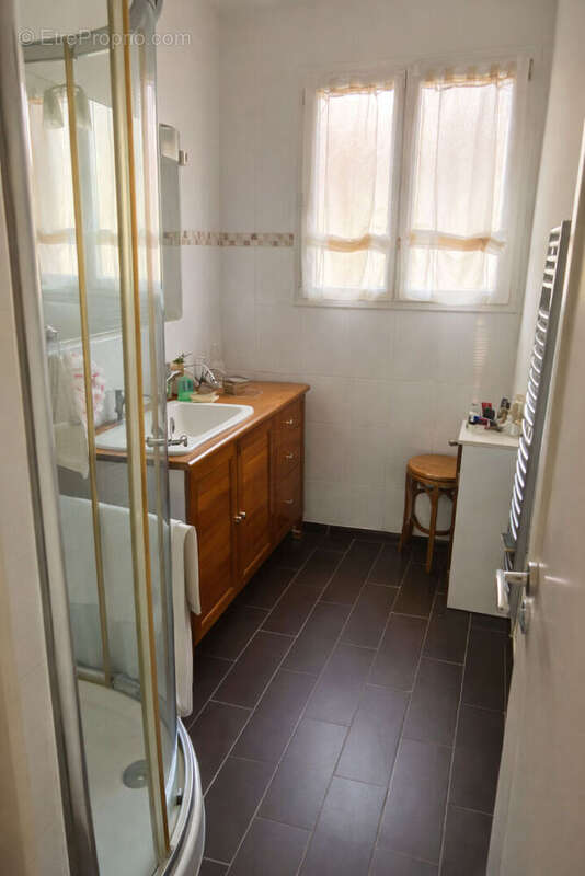 Appartement à ENGHIEN-LES-BAINS