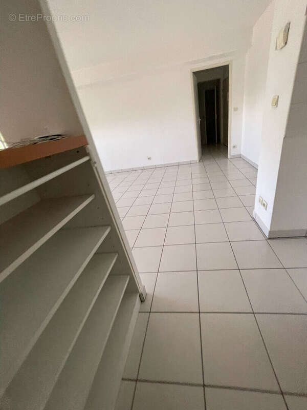 EXCLUSIVITE - Appartement T3 JARDIN BOTANIQUE - Entièrement rénové - photo 4
