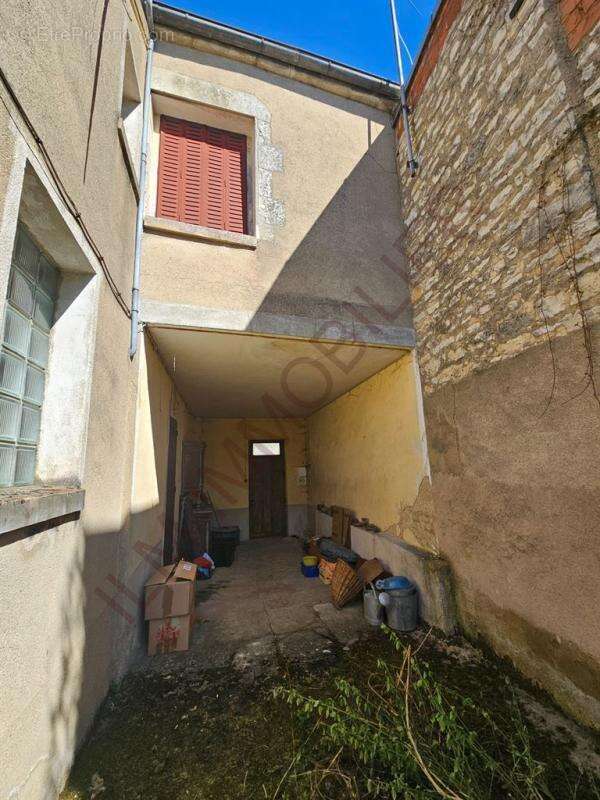 Maison à BAZARNES