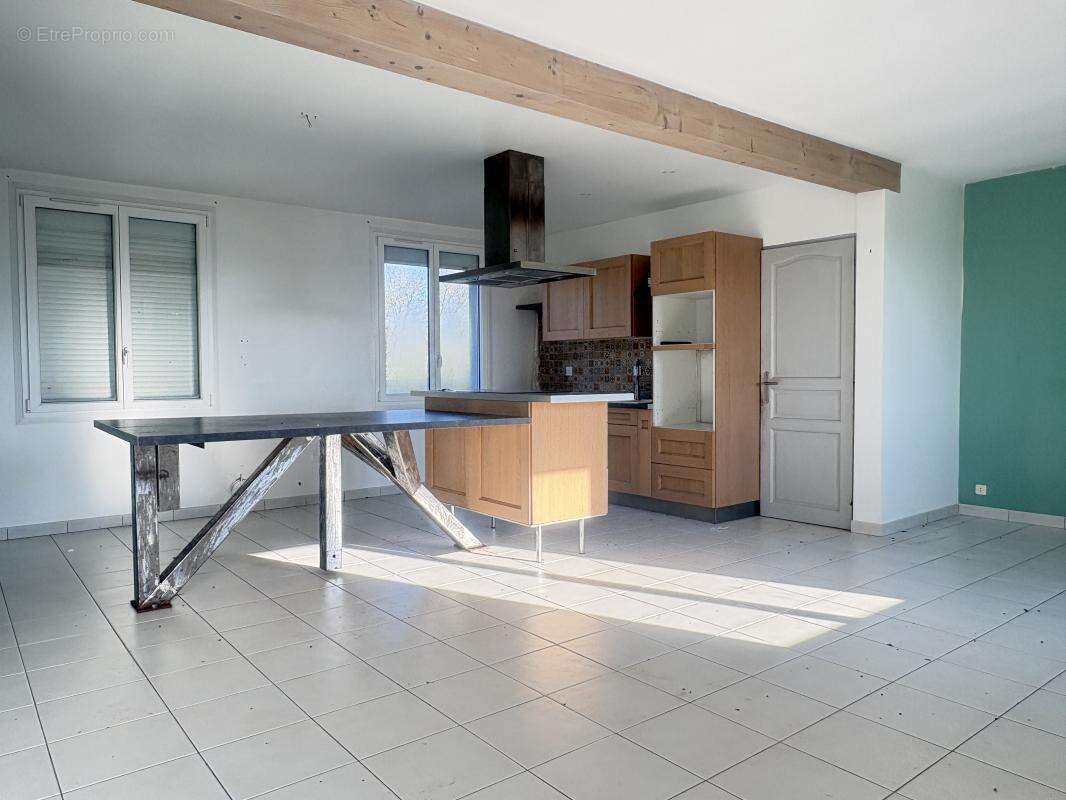 Maison à PONT-HEBERT