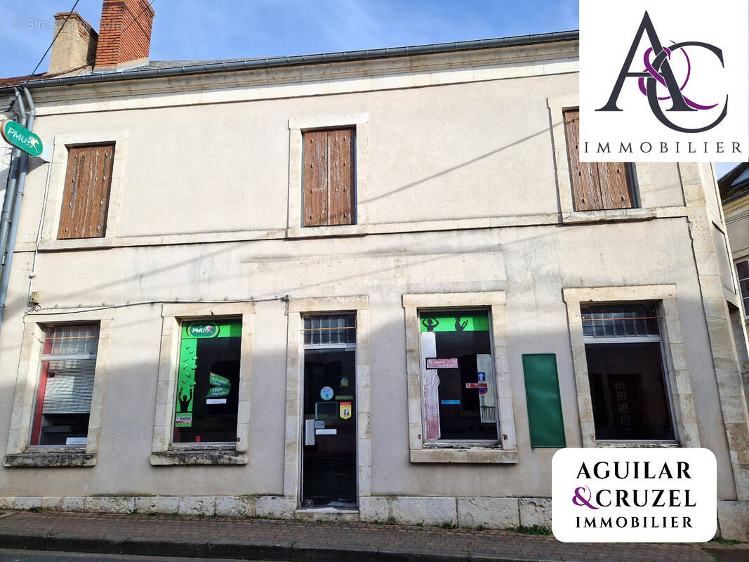 Appartement à MEHUN-SUR-YEVRE