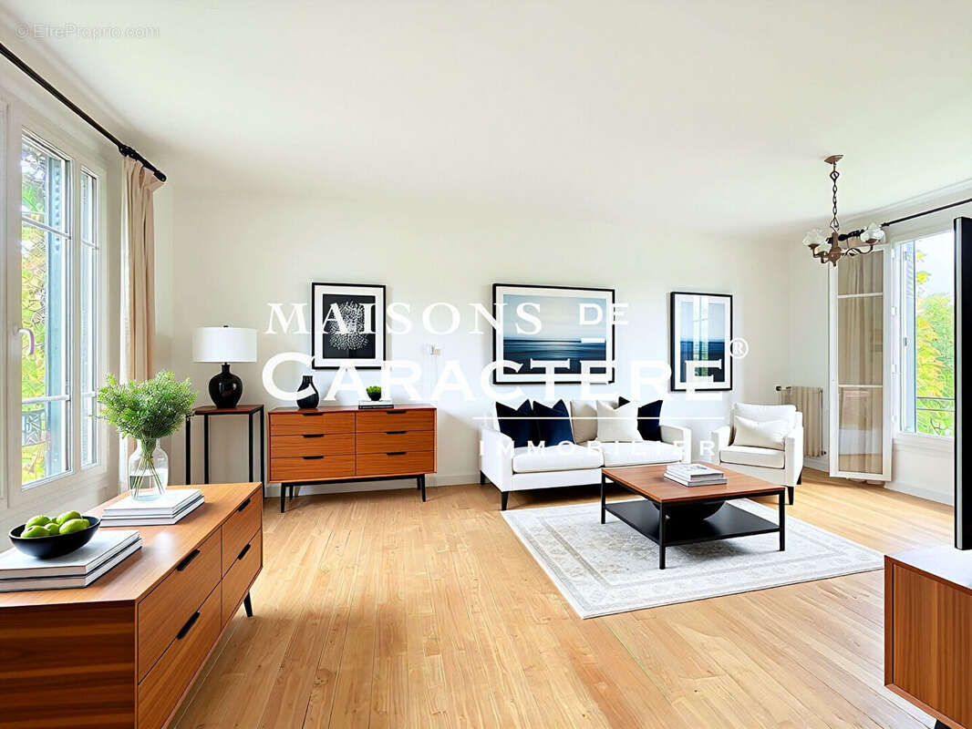 Maison à VERNEUIL-SUR-SEINE