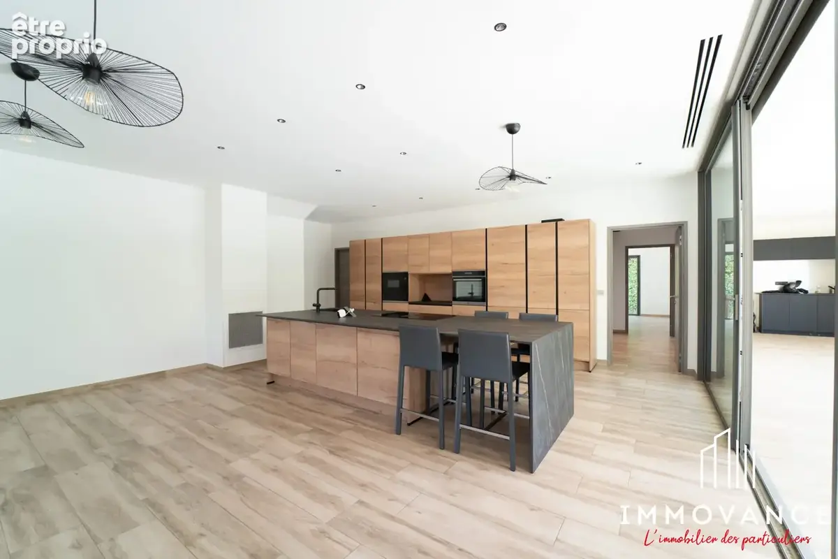 Maison 8 pièces 220 m² à vendre à Saint-Aunes (34130) - photo 6