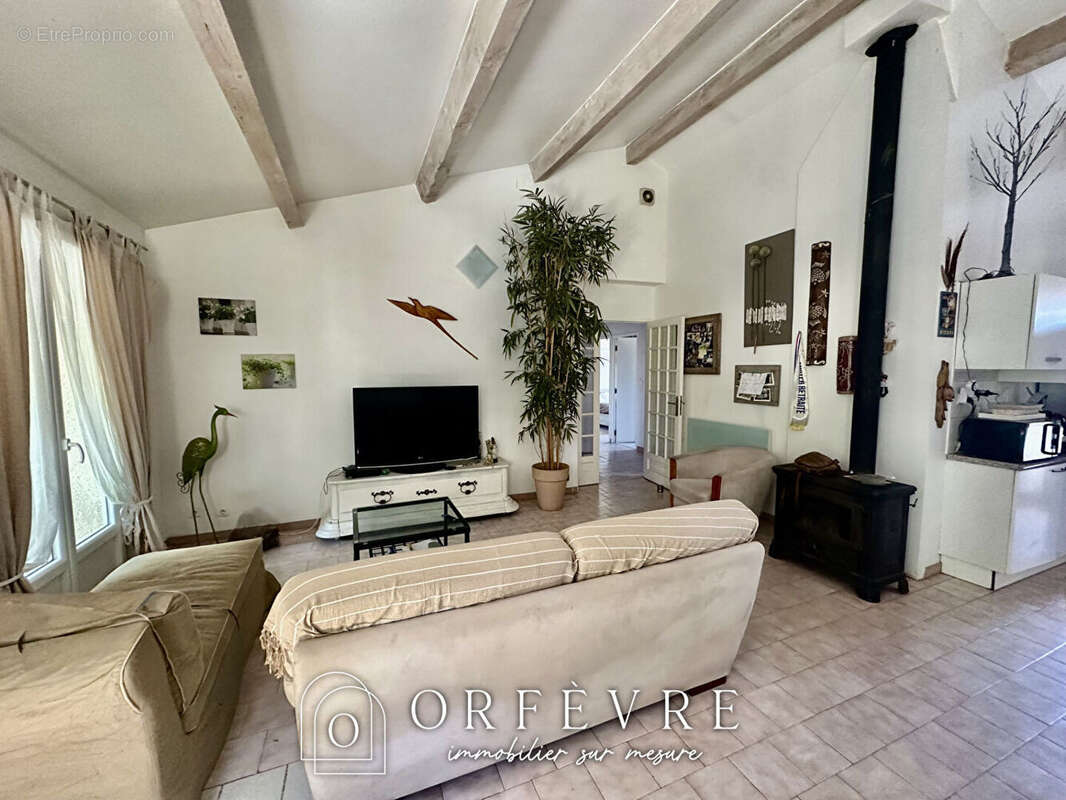 Maison à VILLENEUVE-LES-MAGUELONE