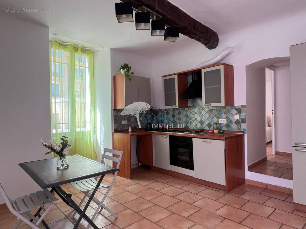 Appartement à LORGUES