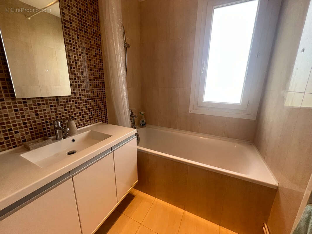 Appartement à MAISONS-LAFFITTE