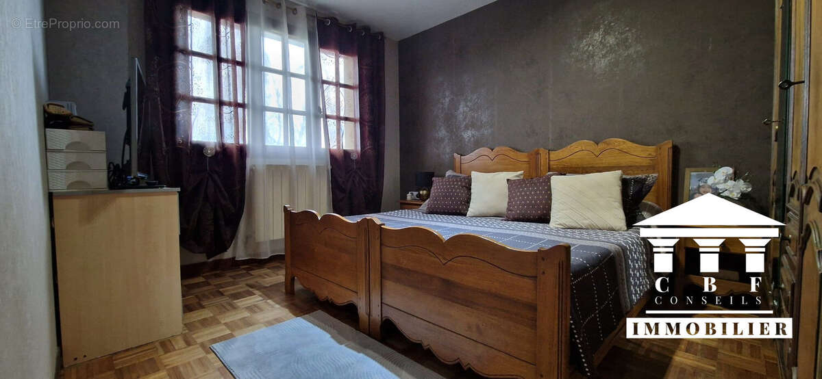 Maison à FARGES-LES-CHALON