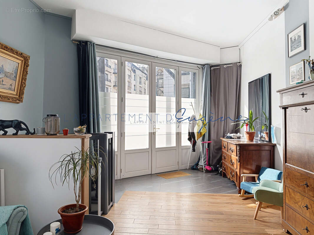 Appartement à PARIS-20E