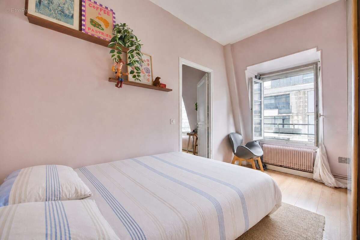 Appartement 34 m² à Paris-15e  - photo 5