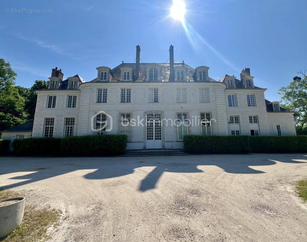 Appartement à CHECY