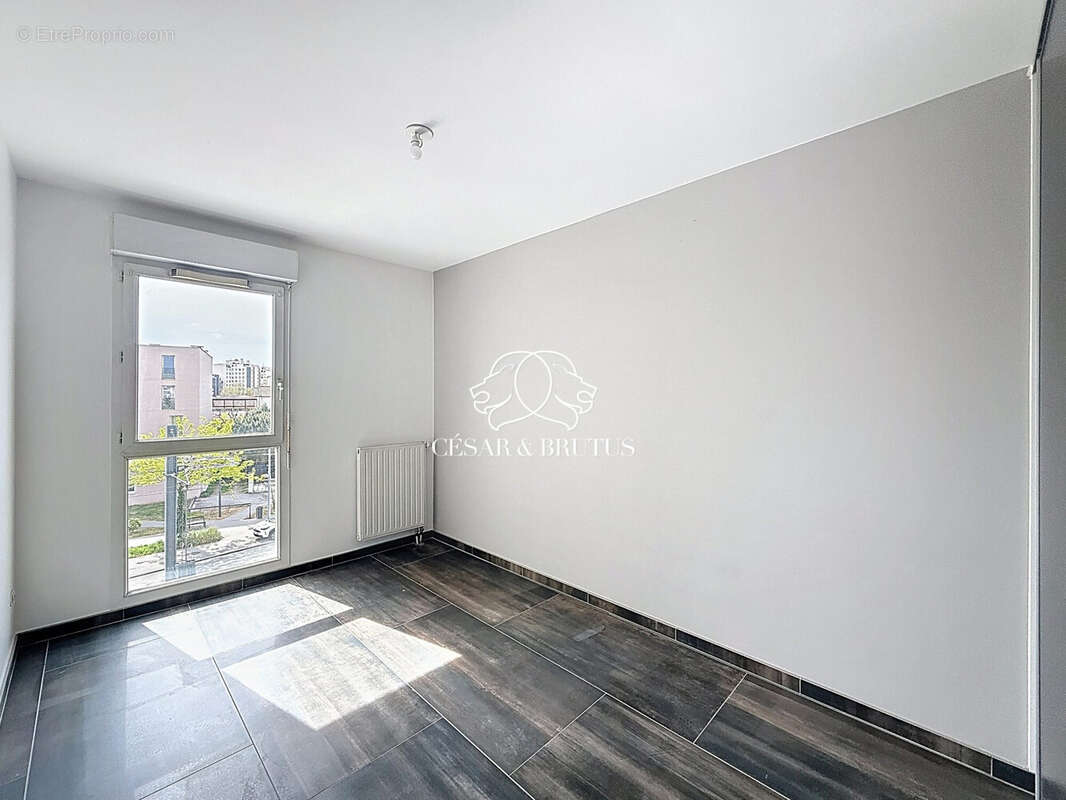 Appartement à LYON-8E