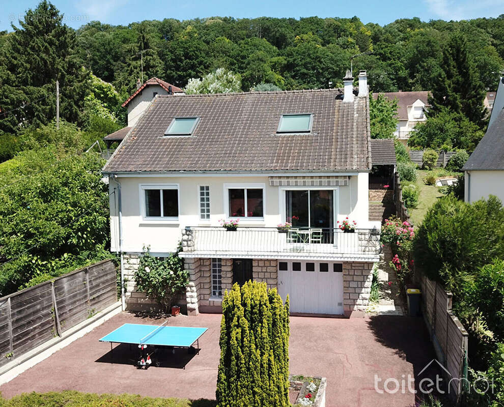 Maison à SAINT-REMY-LES-CHEVREUSE
