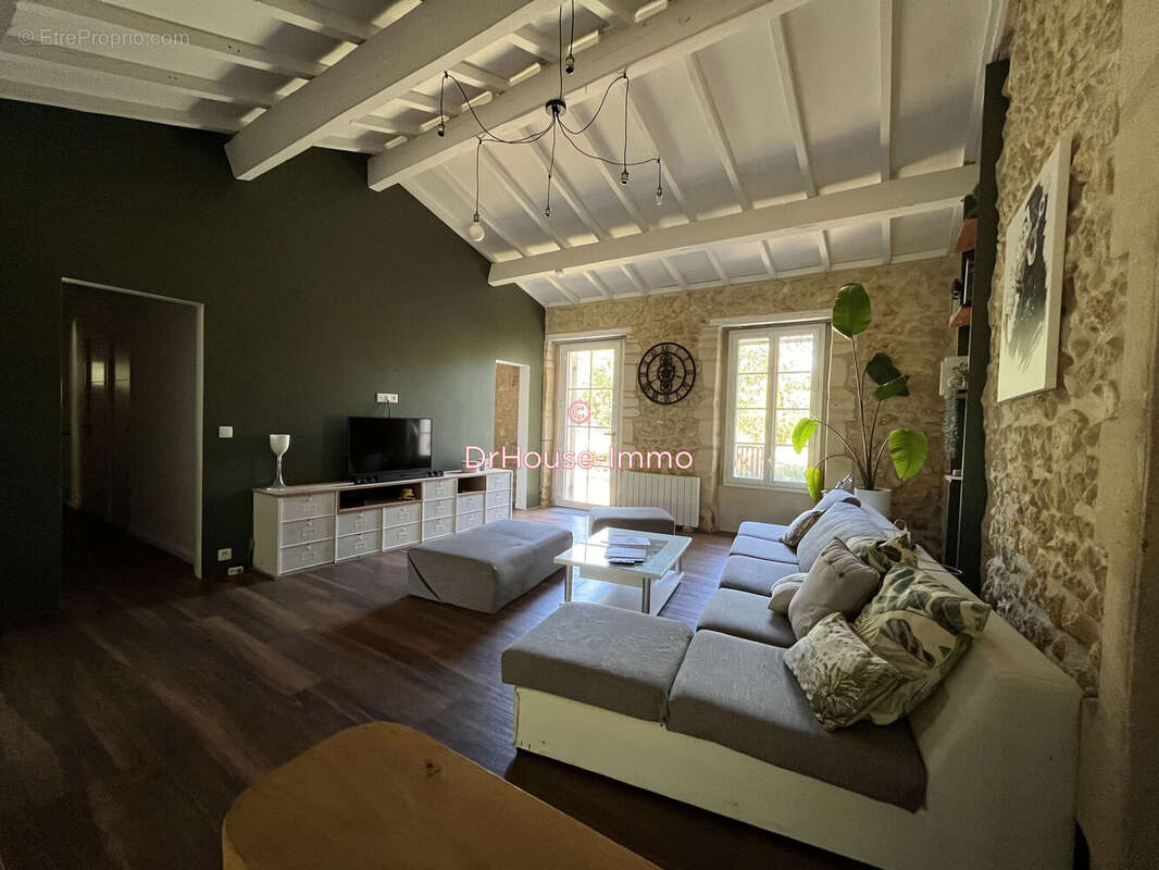 Maison à AVENSAN