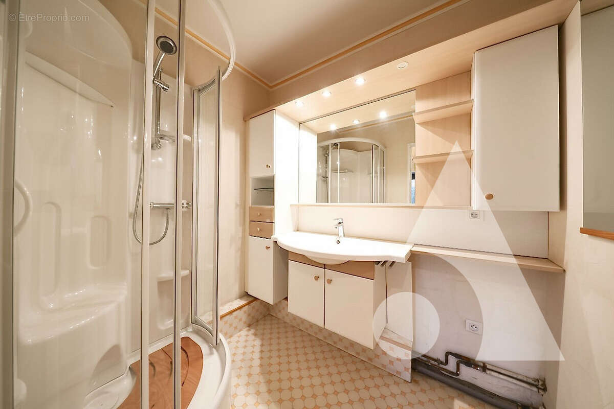 Appartement à CORBEIL-ESSONNES