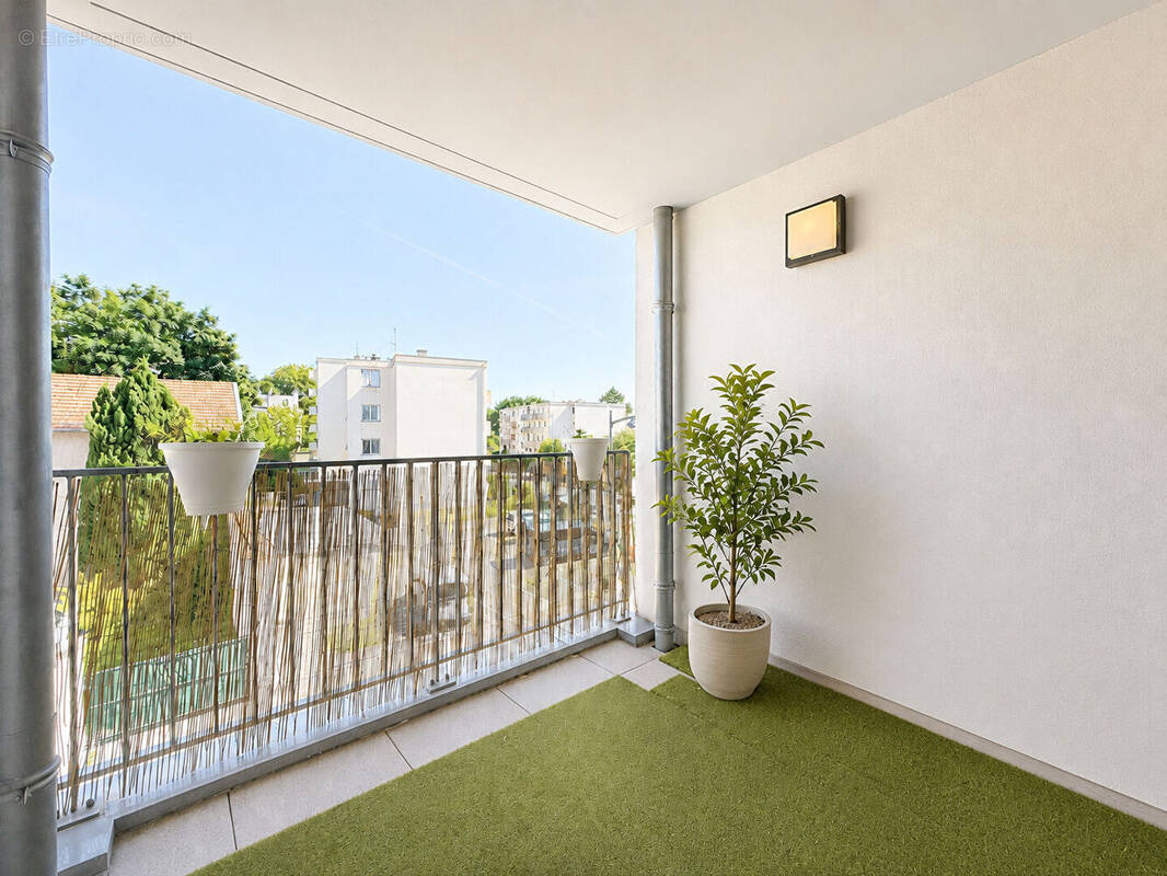 Appartement à VAULX-EN-VELIN